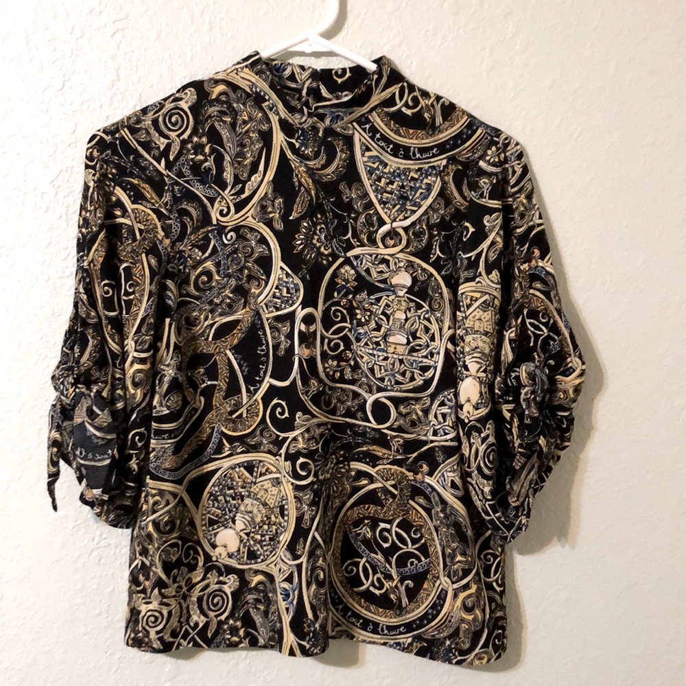 H&M 3/4 tie sleeve